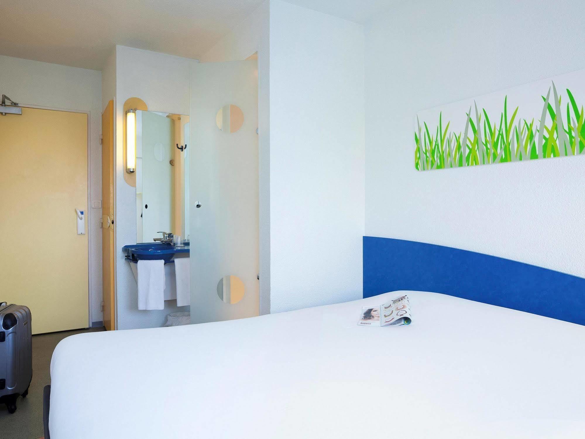 Ibis Budget Narbonne Est Exterior foto